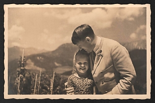 1933-1945 'The Guide with the Youth' Adolf Hitler Propaganda Postcard