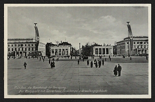 1933-1945 'Munich, the Capital of the Movement Königsplatz with Führerhaus, Ehrentempel, and Administration Building' Third Reich Architecture Propaganda Postcard
