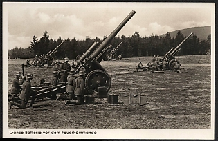1933-1945 'Entire Battery before the Firing Command' Artillery Nazi Propaganda Postcard