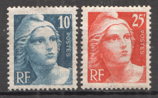 1945-46 France (CV $10)