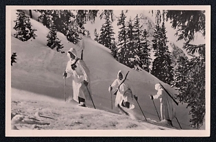 1933-1945 'German Wehrmacht Mountain Infantry Scout Troop in Snow Shirts', Infantry Wehrmacht Army Military, Third Reich Nazi Propaganda Postcard